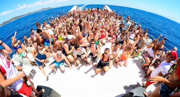 party boat miami